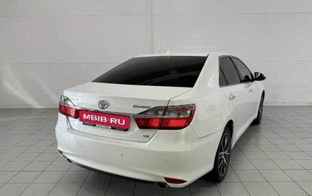 Toyota Camry, 2015 год, 1 970 000 рублей, 6 фотография