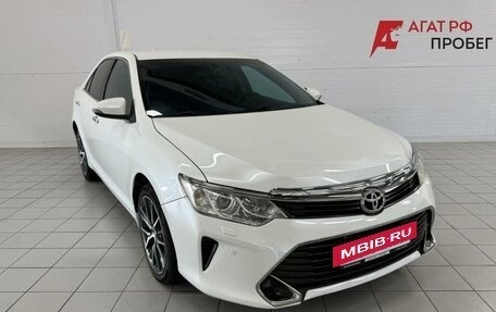 Toyota Camry, 2015 год, 1 970 000 рублей, 3 фотография