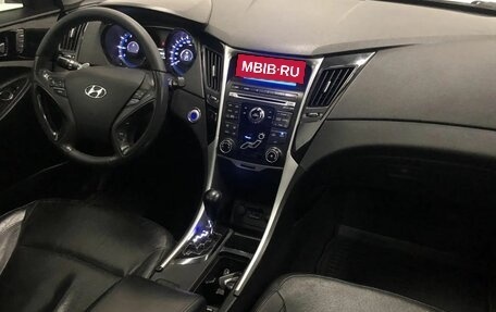 Hyundai Sonata VI, 2011 год, 1 420 000 рублей, 16 фотография