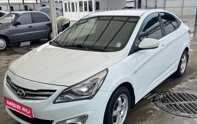 Hyundai Solaris II рестайлинг, 2015 год, 800 000 рублей, 1 фотография