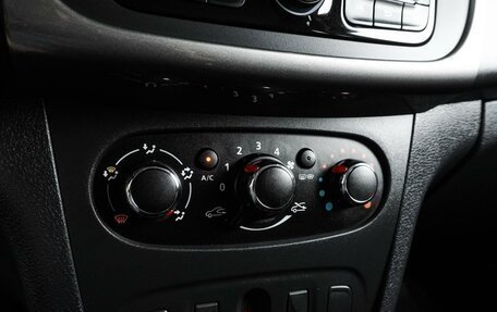 Renault Logan II, 2022 год, 1 089 000 рублей, 16 фотография