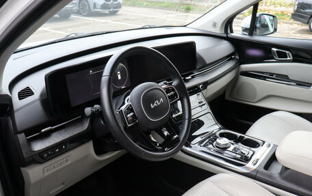 KIA Carnival, 2022 год, 4 050 000 рублей, 7 фотография