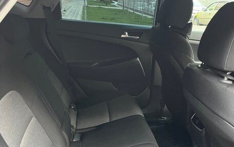 Hyundai Tucson III, 2018 год, 1 850 000 рублей, 12 фотография