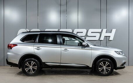 Mitsubishi Outlander III рестайлинг 3, 2015 год, 1 799 000 рублей, 5 фотография