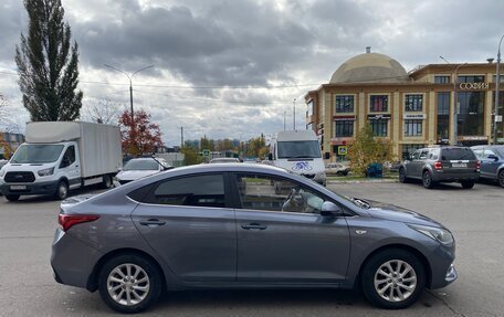 Hyundai Solaris II рестайлинг, 2017 год, 1 299 000 рублей, 4 фотография