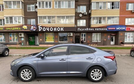 Hyundai Solaris II рестайлинг, 2017 год, 1 299 000 рублей, 8 фотография