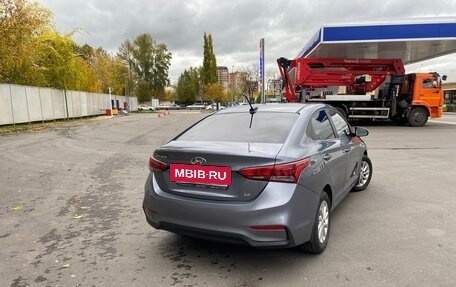 Hyundai Solaris II рестайлинг, 2017 год, 1 299 000 рублей, 30 фотография