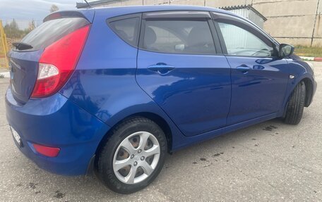 Hyundai Solaris II рестайлинг, 2012 год, 295 000 рублей, 4 фотография