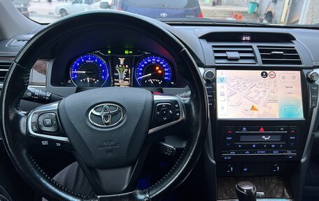 Toyota Camry, 2018 год, 2 050 000 рублей, 8 фотография