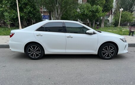 Toyota Camry, 2018 год, 2 050 000 рублей, 7 фотография