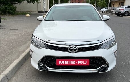 Toyota Camry, 2018 год, 2 050 000 рублей, 5 фотография