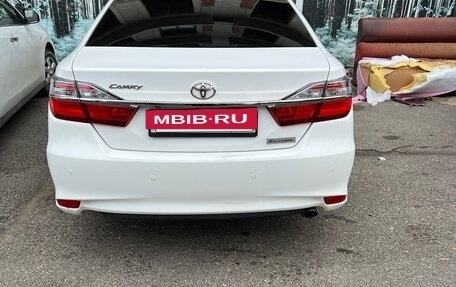 Toyota Camry, 2018 год, 2 050 000 рублей, 4 фотография