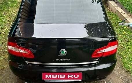 Skoda Superb III рестайлинг, 2012 год, 870 000 рублей, 4 фотография