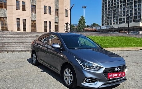 Hyundai Solaris II рестайлинг, 2017 год, 1 100 000 рублей, 2 фотография