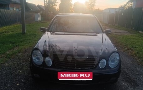 Mercedes-Benz E-Класс, 2003 год, 600 000 рублей, 4 фотография