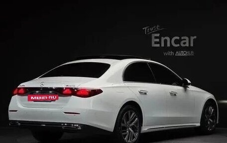 Mercedes-Benz E-Класс, 2024 год, 6 750 000 рублей, 2 фотография