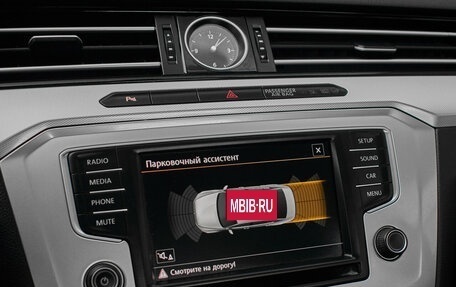 Volkswagen Passat B8 рестайлинг, 2015 год, 1 710 000 рублей, 17 фотография