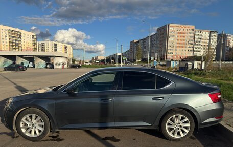 Skoda Superb III рестайлинг, 2021 год, 2 300 000 рублей, 5 фотография