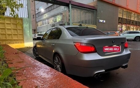 BMW 5 серия, 2006 год, 1 650 000 рублей, 4 фотография