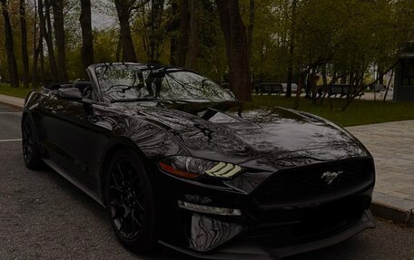 Ford Mustang VI рестайлинг, 2018 год, 3 490 000 рублей, 4 фотография