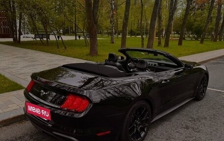 Ford Mustang VI рестайлинг, 2018 год, 3 490 000 рублей, 2 фотография