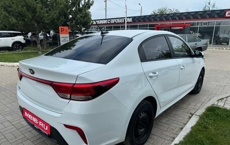 KIA Rio IV, 2020 год, 979 900 рублей, 4 фотография