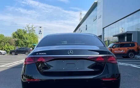 Mercedes-Benz E-Класс, 2025 год, 7 800 000 рублей, 5 фотография
