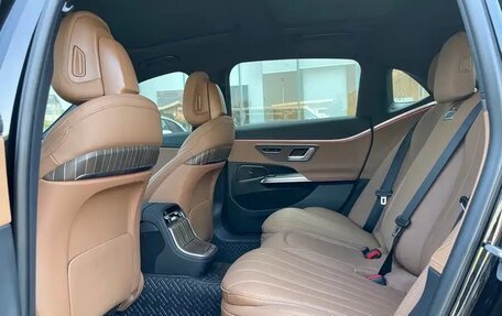 Mercedes-Benz E-Класс, 2025 год, 7 800 000 рублей, 6 фотография