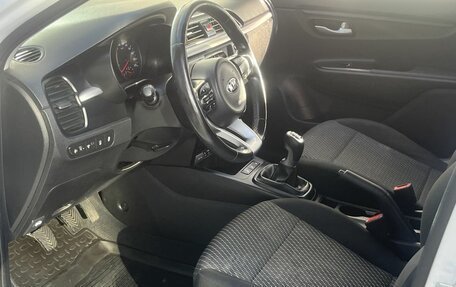 KIA Rio IV, 2018 год, 1 250 000 рублей, 11 фотография