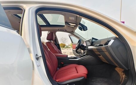 BMW 3 серия, 2024 год, 2 749 000 рублей, 9 фотография