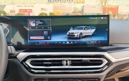 BMW 3 серия, 2024 год, 2 749 000 рублей, 15 фотография