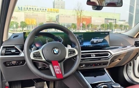 BMW 3 серия, 2024 год, 2 749 000 рублей, 16 фотография