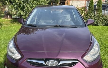 Hyundai Solaris II рестайлинг, 2013 год, 790 000 рублей, 2 фотография