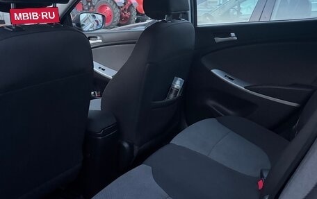 Hyundai Solaris II рестайлинг, 2013 год, 790 000 рублей, 10 фотография