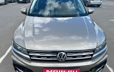 Volkswagen Tiguan II, 2018 год, 2 700 000 рублей, 7 фотография