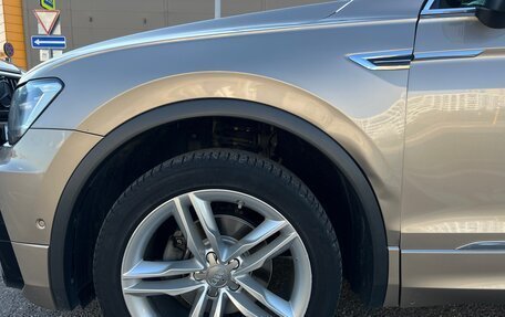 Volkswagen Tiguan II, 2018 год, 2 700 000 рублей, 26 фотография