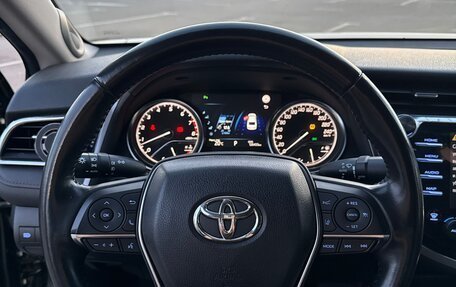 Toyota Camry, 2018 год, 2 900 000 рублей, 5 фотография