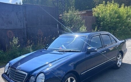 Mercedes-Benz E-Класс, 2000 год, 570 000 рублей, 2 фотография