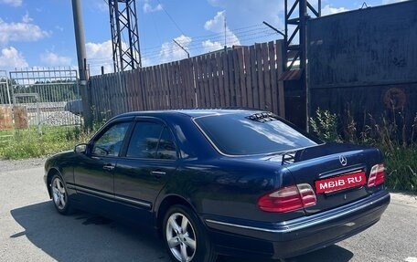 Mercedes-Benz E-Класс, 2000 год, 570 000 рублей, 3 фотография