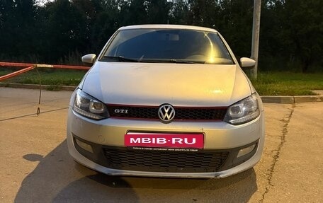 Volkswagen Polo VI (EU Market), 2010 год, 755 000 рублей, 2 фотография