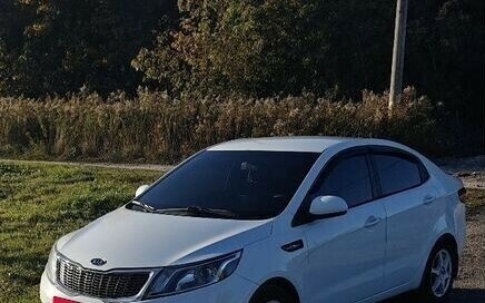 KIA Rio III рестайлинг, 2013 год, 720 000 рублей, 3 фотография