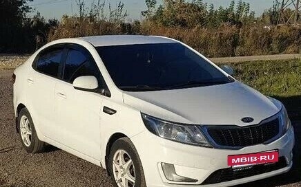 KIA Rio III рестайлинг, 2013 год, 720 000 рублей, 4 фотография