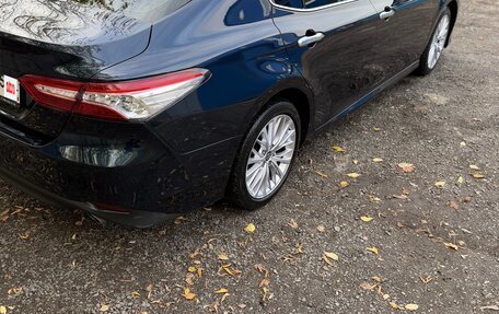 Toyota Camry, 2020 год, 2 650 000 рублей, 5 фотография