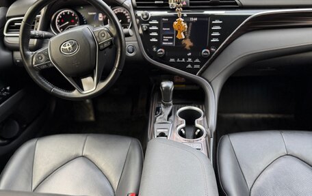 Toyota Camry, 2020 год, 2 650 000 рублей, 8 фотография