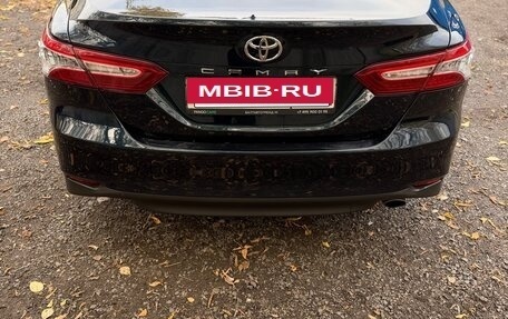 Toyota Camry, 2020 год, 2 650 000 рублей, 6 фотография