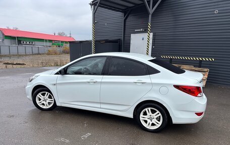 Hyundai Solaris II рестайлинг, 2014 год, 800 000 рублей, 6 фотография