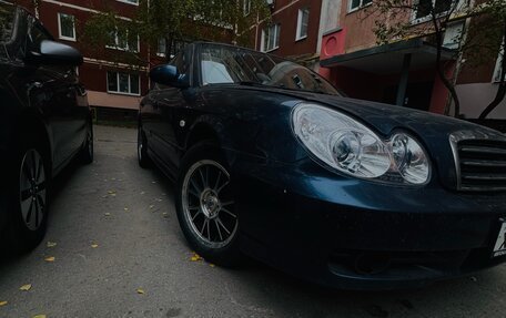 Hyundai Sonata IV рестайлинг, 2006 год, 350 000 рублей, 1 фотография
