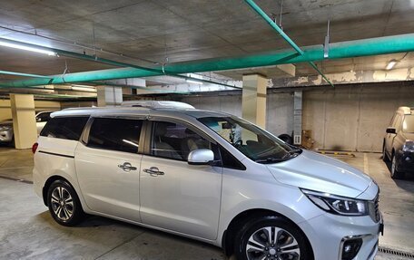 KIA Carnival III, 2019 год, 2 850 000 рублей, 12 фотография