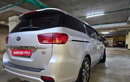 KIA Carnival III, 2019 год, 2 850 000 рублей, 8 фотография