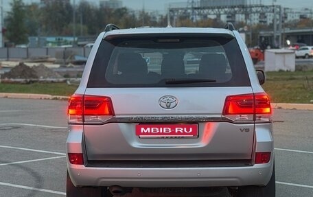 Toyota Land Cruiser 200, 2016 год, 4 100 000 рублей, 19 фотография